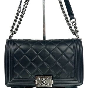 CHANEL BOY LAMBSKIN LEATHER Chain Shoulder Bag Black Medium